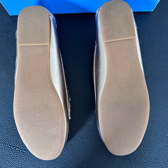 New JACK ROGERS Millie Mocassin sz8 - Picture 4 of 6